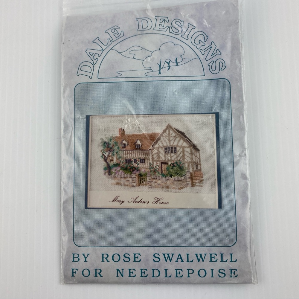 Dale Designs Needlepoint Kit Mary Arden's House Counted Cross Stitch NEW